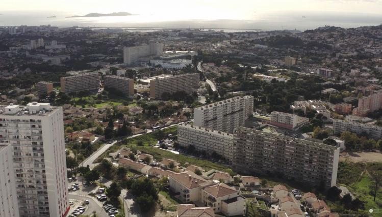 Vue aérienne du quartier des Flamants à Marseille
