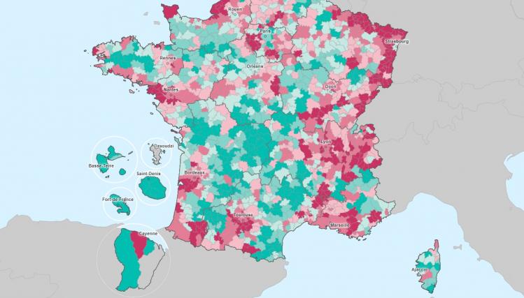 Carte de France en vert et rose sur les écarts de salaires entre les femmes et les hommes