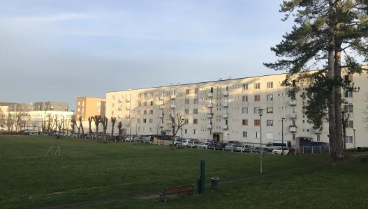 Aperçu d'un quartier au couché du soleil 